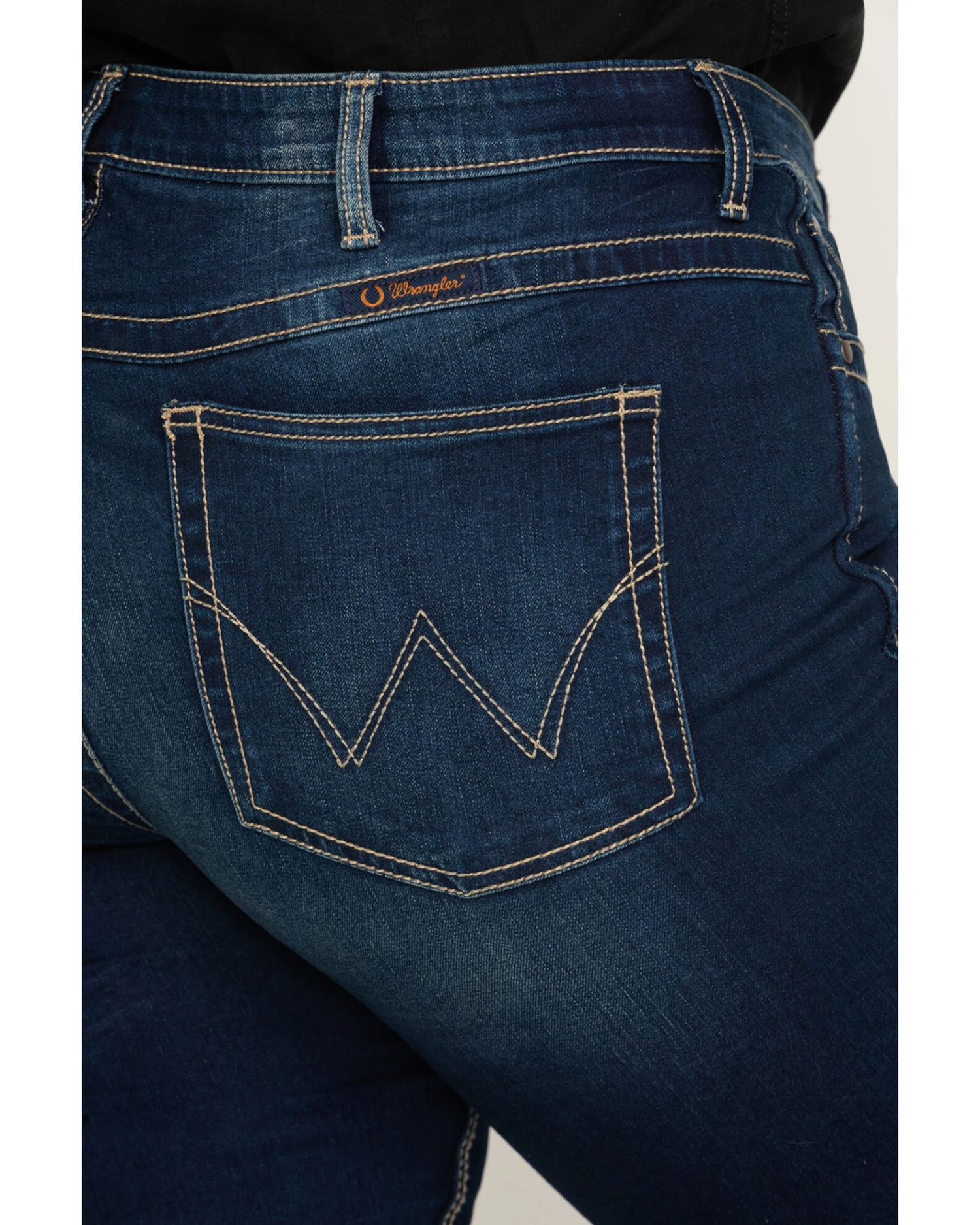 Wrangler Women's Western Ultimate Riding Q-Baby Jeans - Plus 5 Wrangler Women's Western Ultimate Riding Q-Baby Jeans - Plus - Image 3