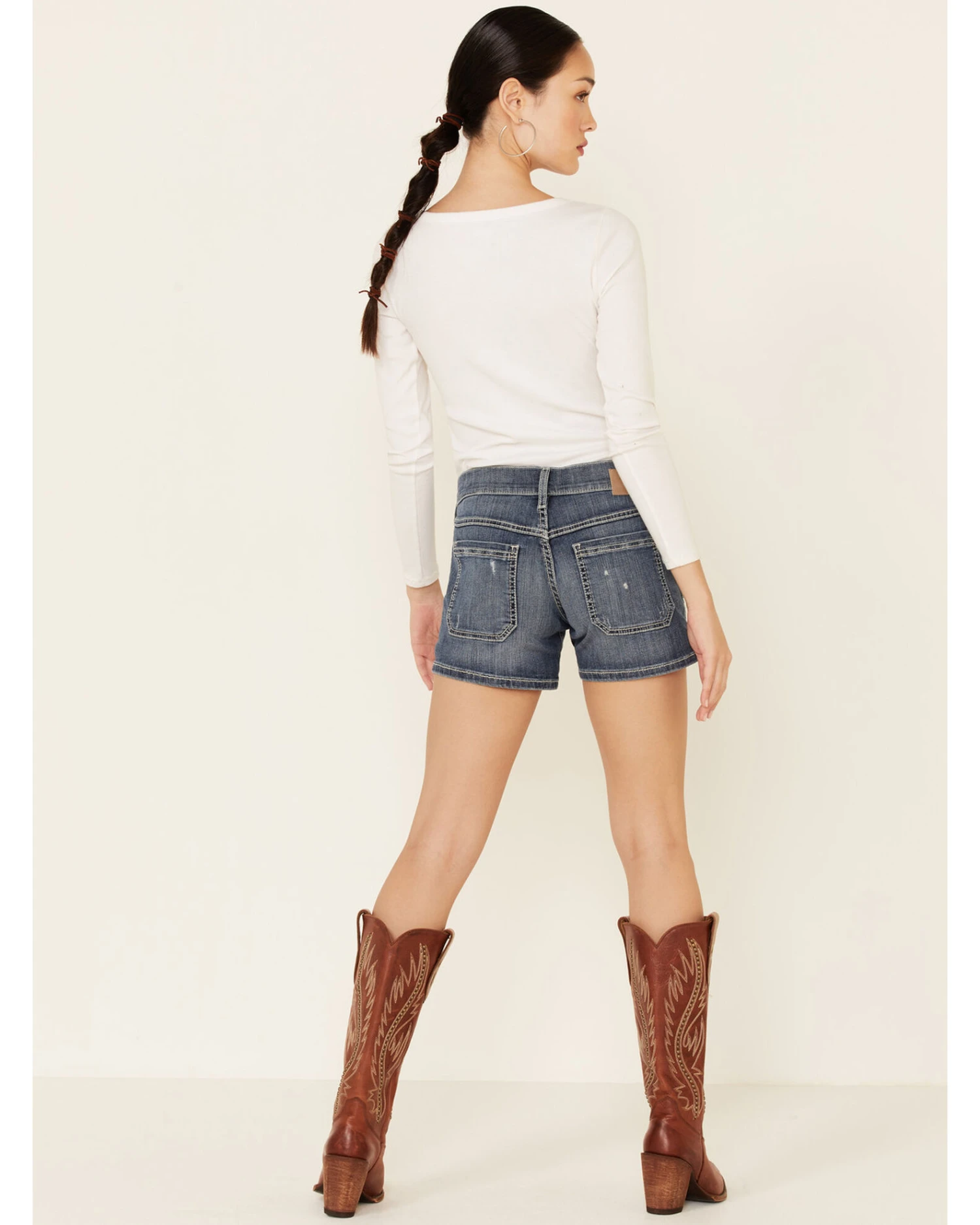 Ariat Women's Mid Rise Boyfriend Shorts 7 Ariat Women's Mid Rise Boyfriend Shorts - Image 5