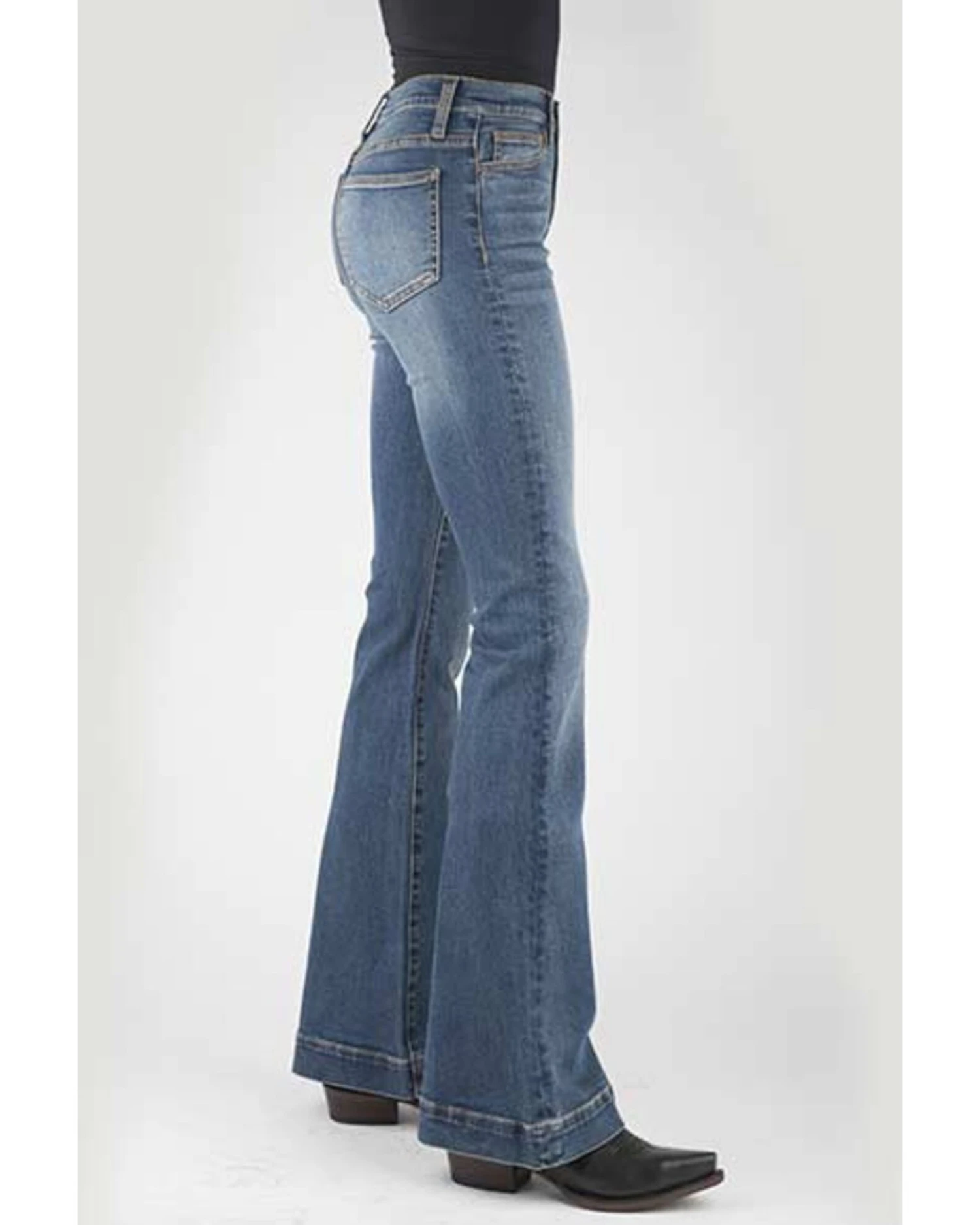 Stetson Women's 921 Light Wash High Rise Plain Pocket Flare Jean 4 Stetson Women's 921 Light Wash High Rise Plain Pocket Flare Jean - Image 2