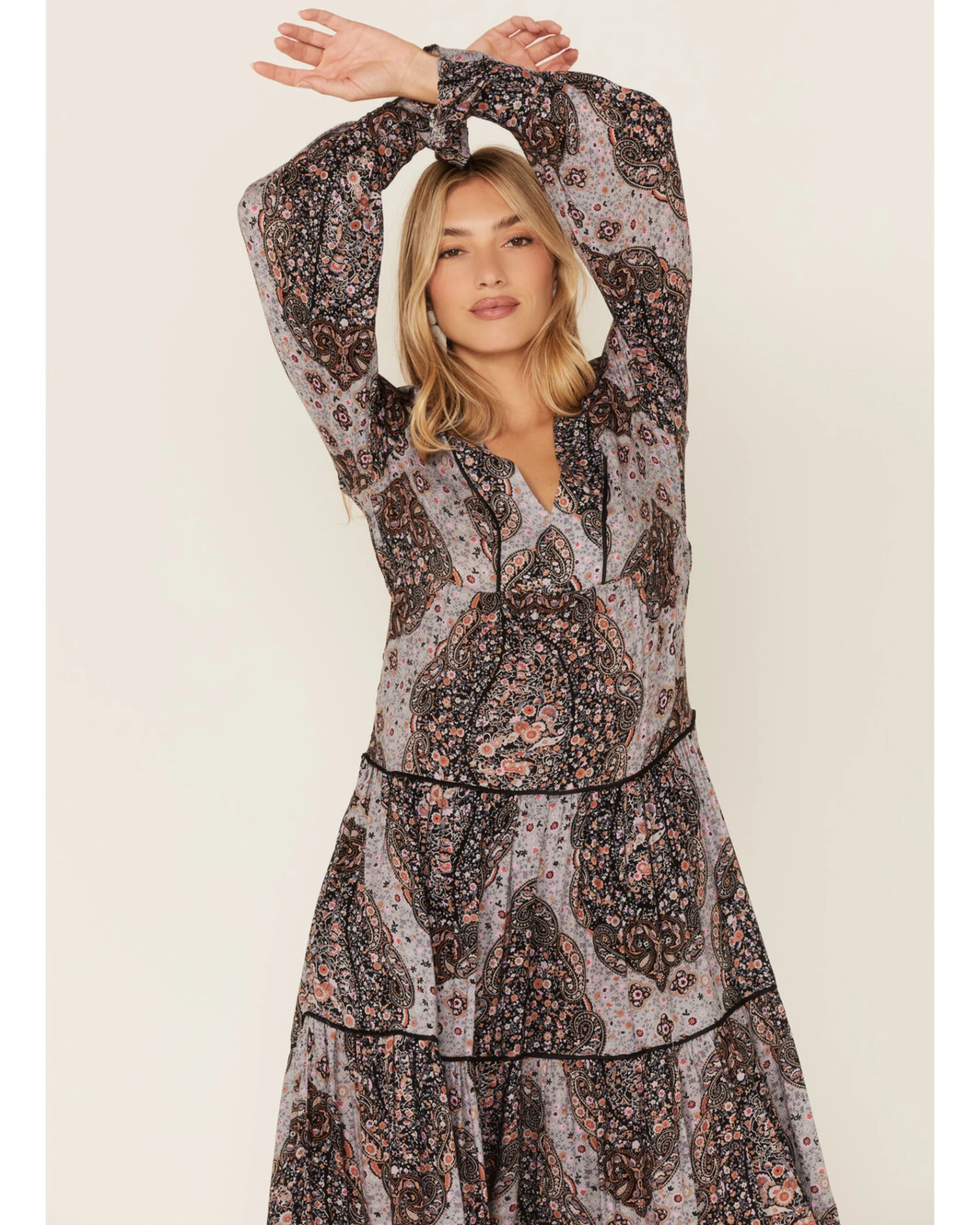 Lovestitch Women's Floral Paisley Tiered Skirt Dress 6 Lovestitch Women's Floral Paisley Tiered Skirt Dress - Image 4