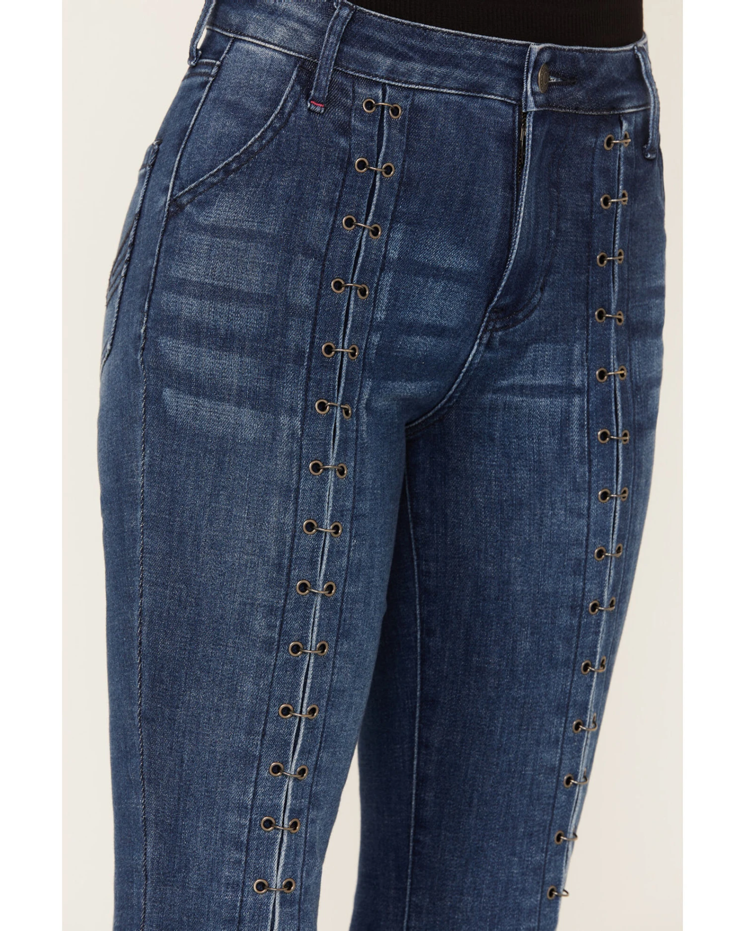 Idyllwind Women's Arena Avenue High Risin' Flare Jeans 5 Idyllwind Women's Arena Avenue High Risin' Flare Jeans - Image 3