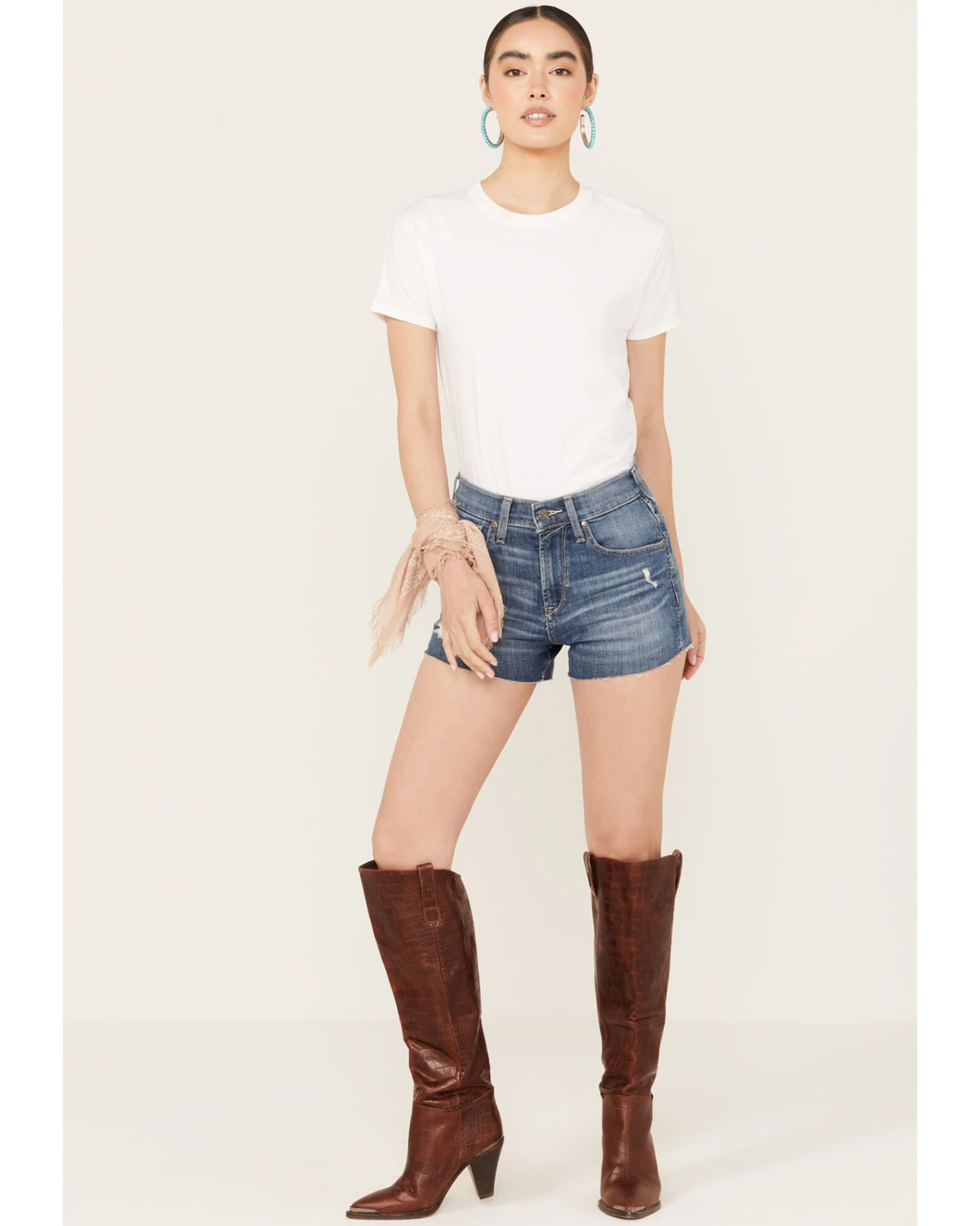 Ariat Women's Haven 3" Columbia Shorts 6 Ariat Women's Haven 3" Columbia Shorts - Image 4